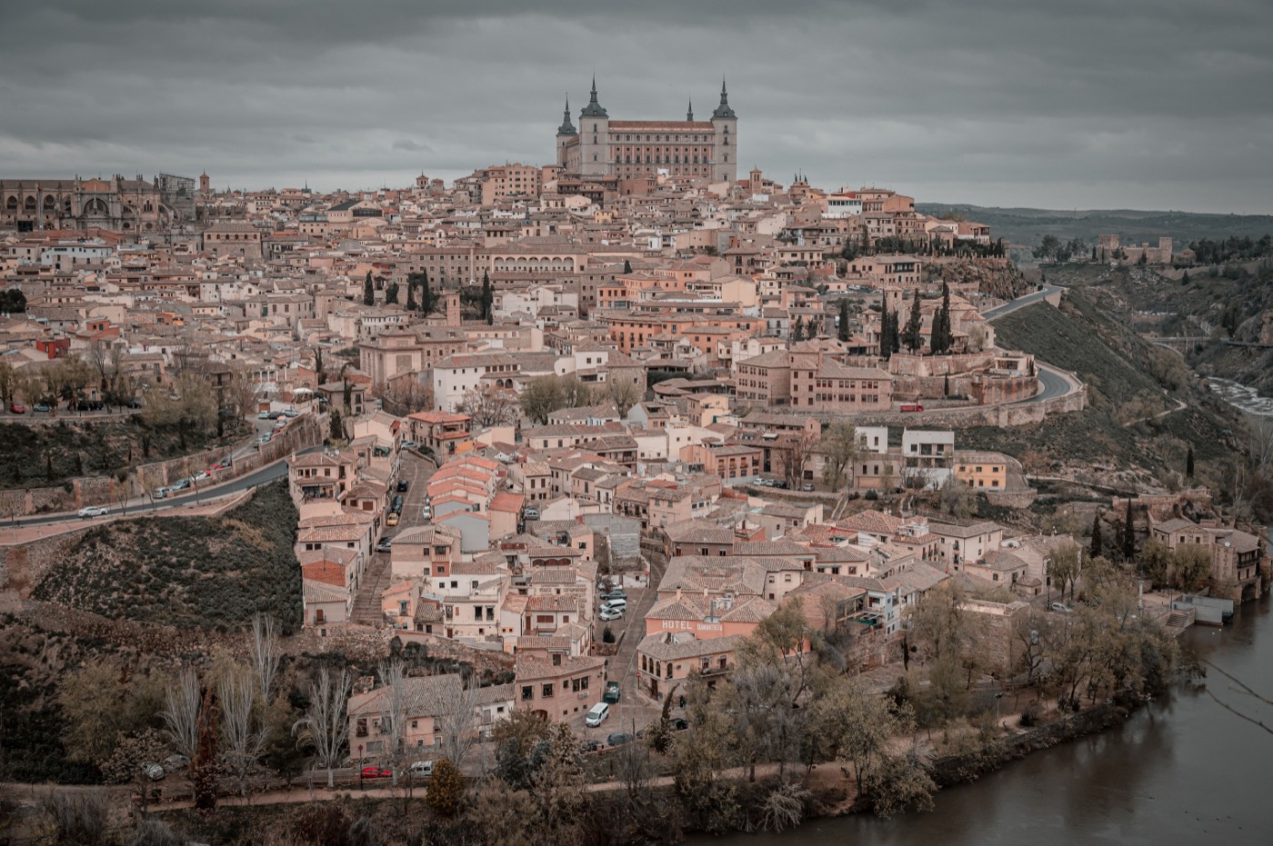 Day trip from Madrid to Toledo and Segovia